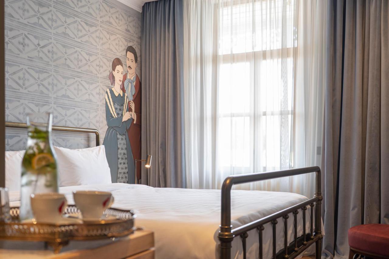 The Blue Fox Hotel Тбилиси Екстериор снимка