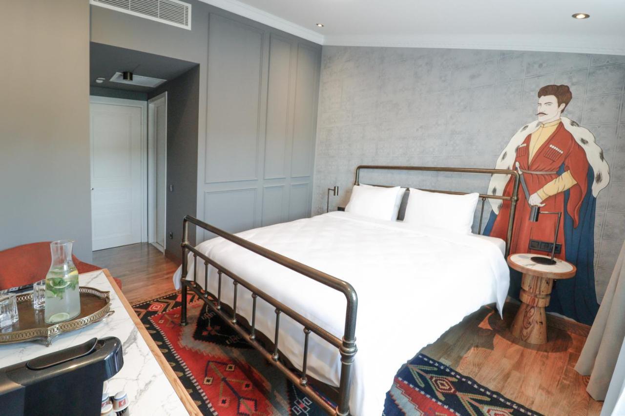 The Blue Fox Hotel Тбилиси Екстериор снимка