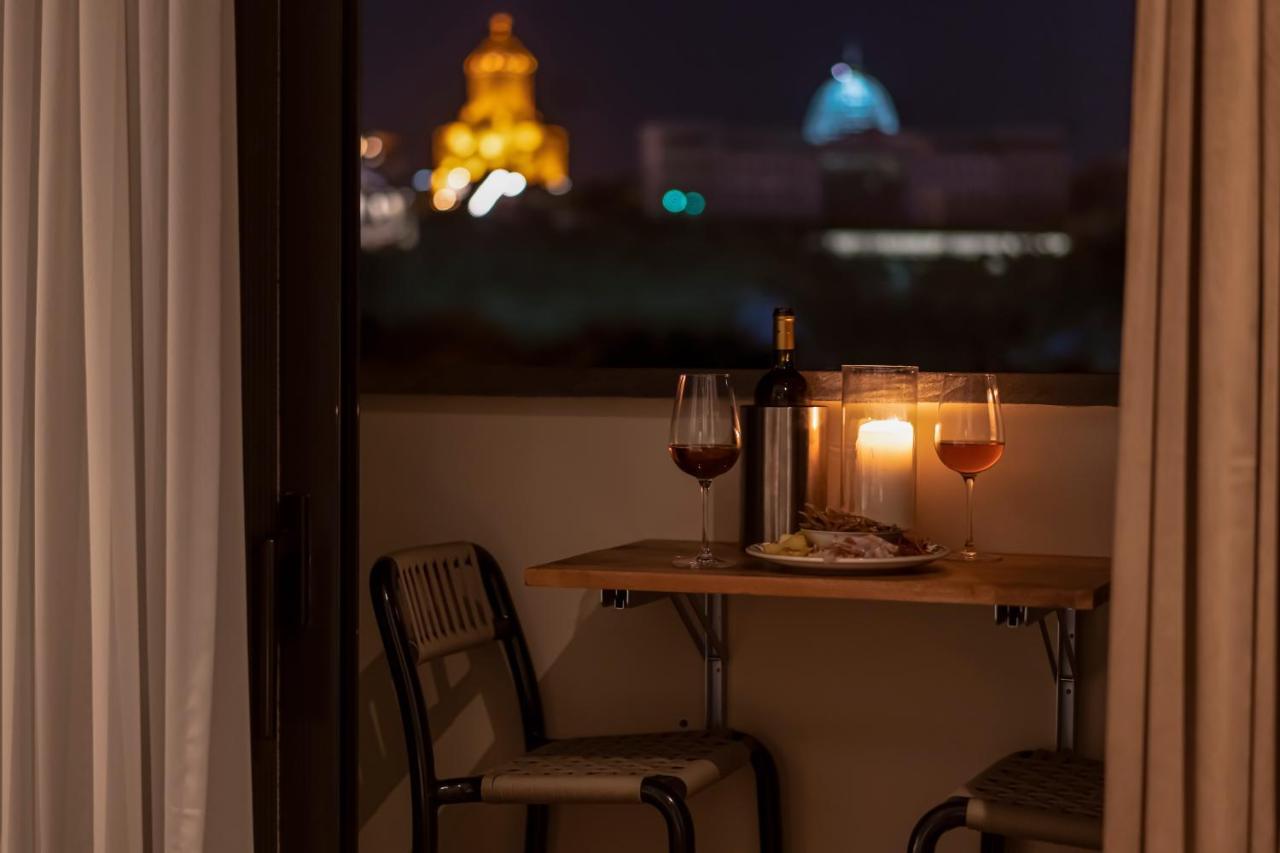 The Blue Fox Hotel Тбилиси Екстериор снимка