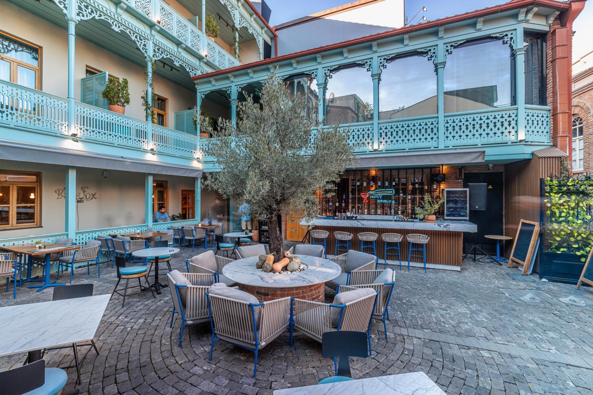 The Blue Fox Hotel Тбилиси Екстериор снимка