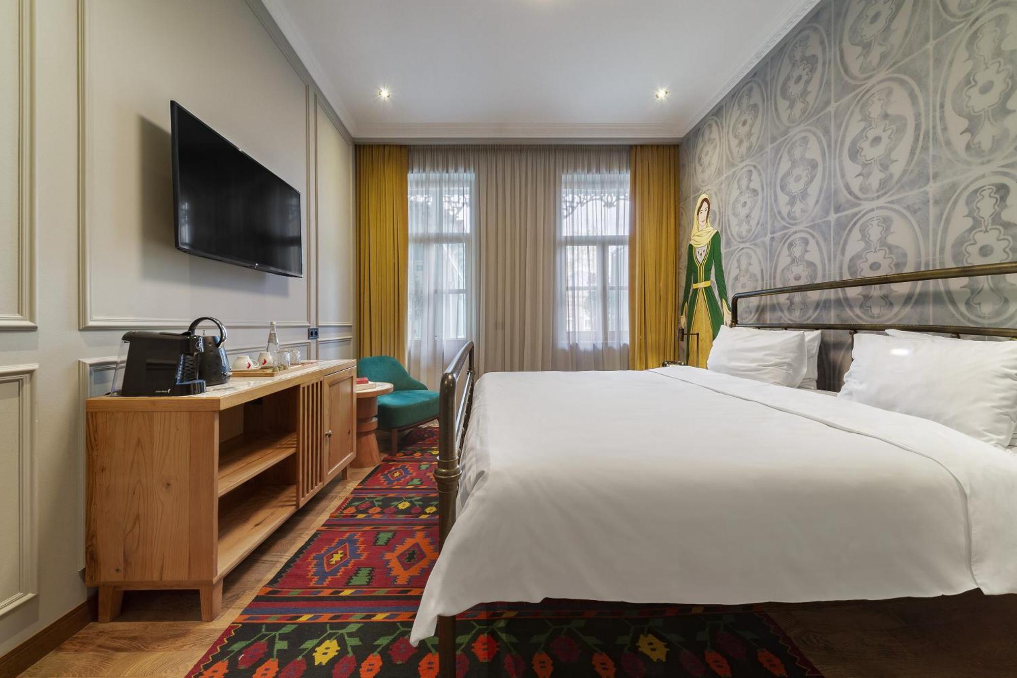 The Blue Fox Hotel Тбилиси Екстериор снимка